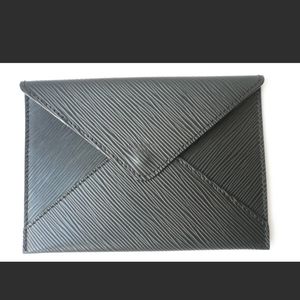 ❌SOLD❌ Louis Vuitton Invitational Medium Kirigami Envelope Pochette in Black/Red